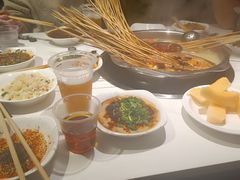 -佰人王串串香火锅(洋珠巷店)