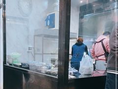 -白翔甜食店