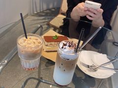 -洪小鹏生活美学馆(领SHOW天地店)