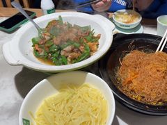 -绿草地·湘菜(酃湖师院店)