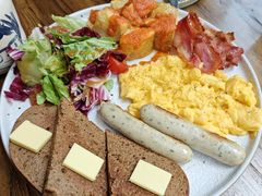 -Brut Eatery悦璞食堂(建国东路店)