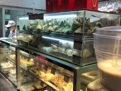 面包甜点陈列柜-白玉兰食品(甜云店)