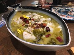 一碗情深酸菜巴沙鱼-偏偏喜欢你(国瑞购物中心店)