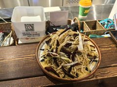 -金龙烧烤·牛肉面(西塔店)