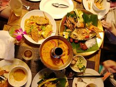 -Phensiri Thai Restaurant