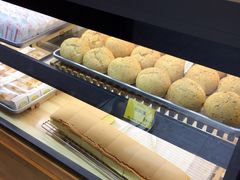 -鲍师傅糕点(江苏路店)