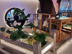 -荷塘秋月·本帮江浙菜(国权路店)