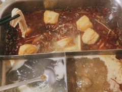 -鸡遇虾煲干锅火锅(小寨金莎店)