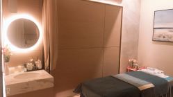 -苑苑vbeauty科技美容SPA