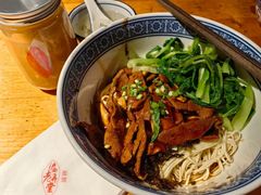 -沪西老弄堂面馆(定西路店)