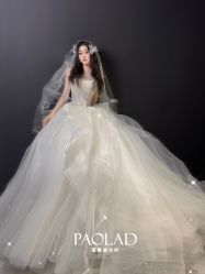 -南京宝娜嫁衣婚纱礼服馆(中央路店)