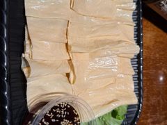 自制豆腐皮-鱼头泡饭·湖北菜·非物质文化遗产(岳家嘴总店)