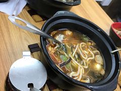 -天瑞福云南过桥米线(十里河店)