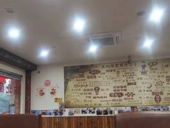 大堂-哈尔滨东北铁锅炖(都督街店)