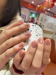 -兔兔妹款式美甲美睫