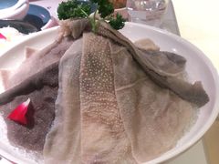 -左庭右院鲜牛肉火锅(金山万达店)