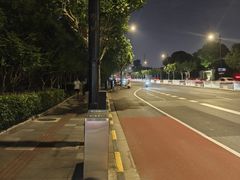 -龙溪路(地铁站)