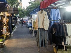 -吴山路夜市