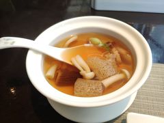 -江上荟·创意中国菜(绿地缤纷城店)