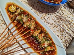 -小董哥烤串·爆汁大油边(故宫店)