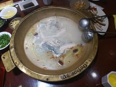 -颜氏双江清水鱼一养身火锅(磁器口店)