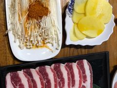 -小花花炭火烤肉·十五年延吉风味(左家庄店)