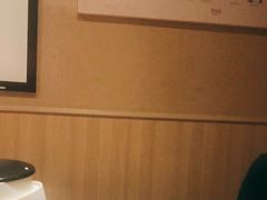 -新盈光·云会所(百丈东路店)