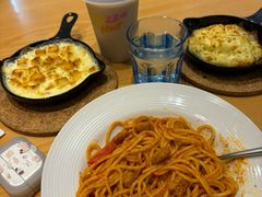 -必胜客(WOW昙华林店)