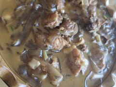 -华龙特色大骨鸡农家菜馆