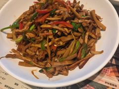 -老电影院饺店(休宁店)