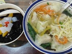 -长人馄饨铺(解放街店)