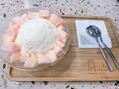 水蜜桃绵绵冰-MINIPOPO鲜奶·甜品(宽厚里店)