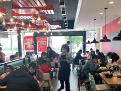 大堂-李先生牛肉面大王(上海站南广场店)