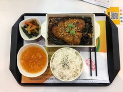 -鲲少爷烤鱼饭.螺蛳粉·清真(爱琴海店)