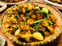 炭烤香辣牛蛙-小辉哥大排档(船山路总店)