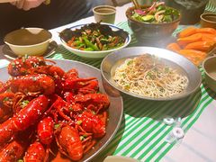 -巴厘龙虾·榜首油焖大虾(音乐学院·沿江酒馆店)