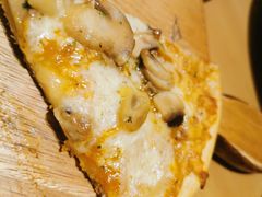 -Lia Cafe Bar Restaurant松山咖啡屋