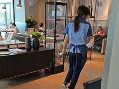 -必胜客(WOW朝阳商业城店)