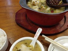 -周鱼小馆石锅酸菜鱼(活力汇店)