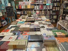 -武汉境自在書店