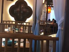 大堂-荷塘秋月·本帮江浙菜(国权路店)