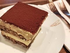 -星巴克(港汇1号办公楼店)