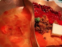 -墨居上隐·院子里火锅(峨眉店)