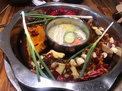 -周幺妹重庆老火锅(银泰城总店)