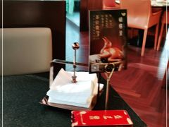 -蝴蝶里·粤菜·点心(龙湖天街&滨江店)
