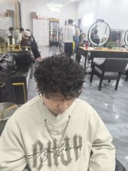 -藤野造型烫染·漂发