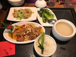 -阁涞玛尊月月子会所(温江店)