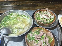 -乐山食古香跷脚牛肉