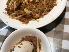 -新大咀港式茶餐厅(宝山万达店)