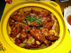 -多嘴肉蟹煲(万达店)